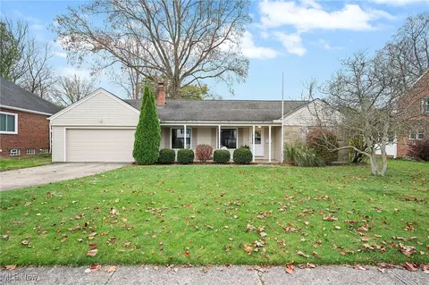 19875 Henry Rd, Fairview Park, OH 44126