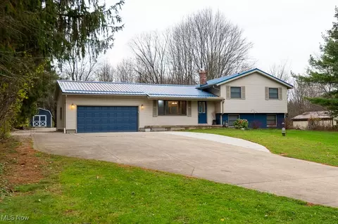 11819 Sheldon Rd, Mantua, OH 44255