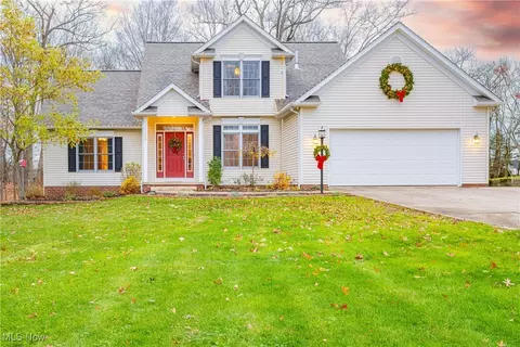 429 Washburn Rd, Tallmadge, OH 44278