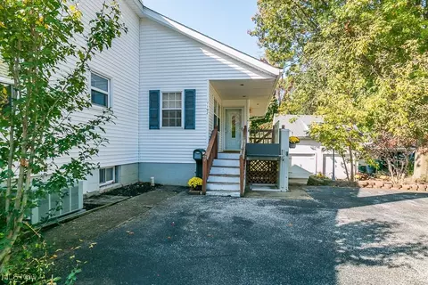 7192 Jackson St, Mentor, OH 44060 photo 3
