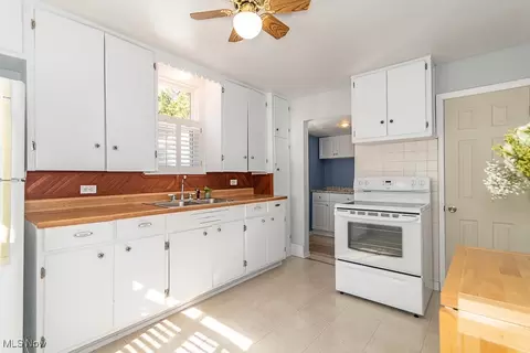 7192 Jackson St, Mentor, OH 44060 photo 33