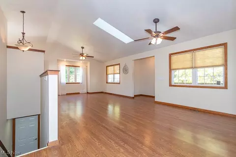 7192 Jackson St, Mentor, OH 44060 photo 9