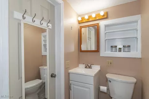 7192 Jackson St, Mentor, OH 44060 photo 35