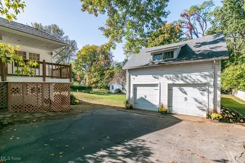 7192 Jackson St, Mentor, OH 44060 photo 4