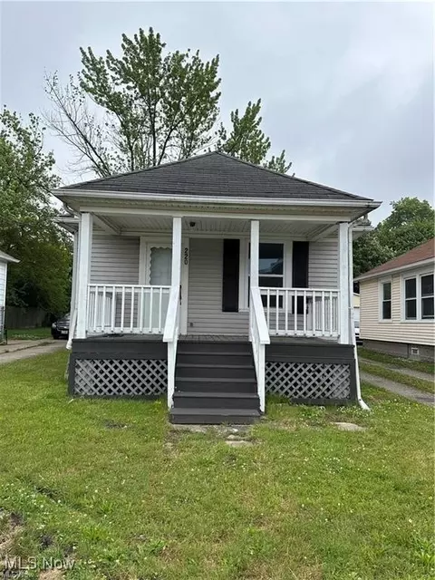 220 E 26th St, Lorain, OH 44055