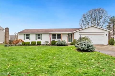 2032 Ironwood Cir NE, Massillon, OH 44646