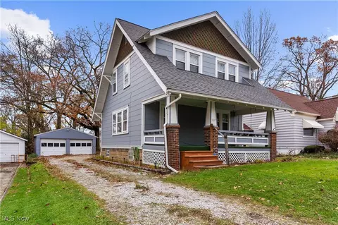 137 W Burns Ave, Akron, OH 44310