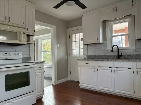 Kitchen - 7601 Jameson Rd, Parma, OH 44129 photo 1 of 3