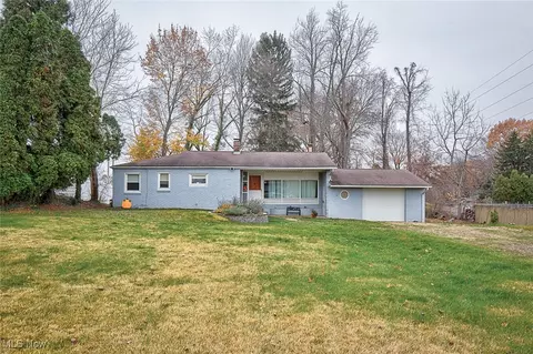 4625 Harrison Ave NW, Canton, OH 44709