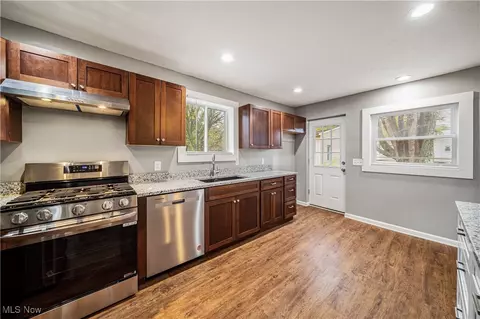Kitchen - 2530 W Center St, Ashtabula, OH 44004 photo 2 of 2