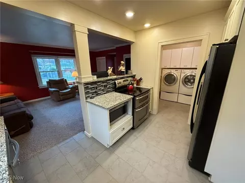 534 E Iron Ave, Dover, OH 44622 photo 15