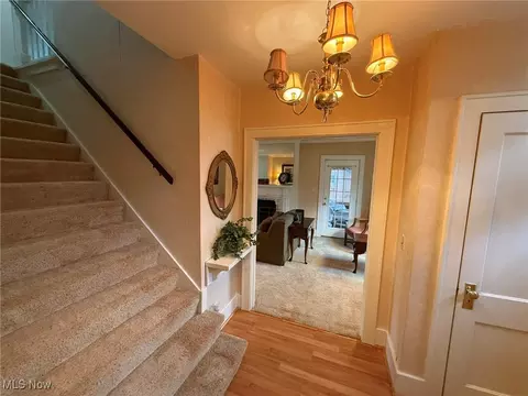 534 E Iron Ave, Dover, OH 44622 photo 3