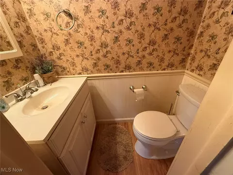 534 E Iron Ave, Dover, OH 44622 photo 21