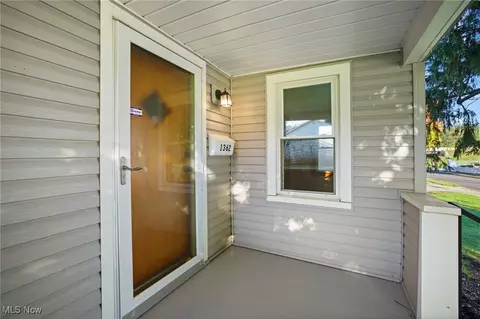 1362 Easton Dr, Akron, OH 44310 photo 4