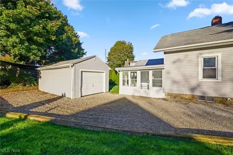 1362 Easton Dr, Akron, OH 44310 photo 26