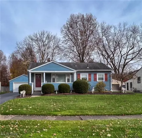 1523 Gypsy Ln, Niles, OH 44446