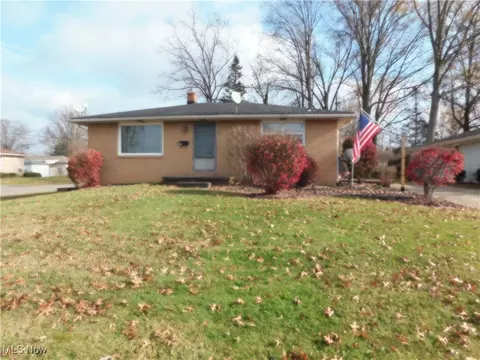 991 609 Dravis St Park Ave, Girard, OH 44420