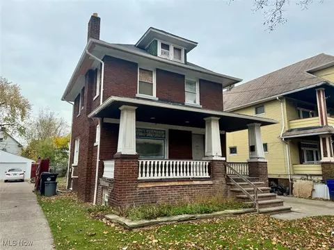 10402 Almira Ave, Cleveland, OH 44111