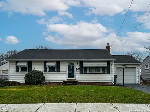 226 S Glenellen Ave, Youngstown, OH 44509