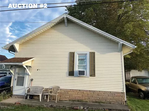 166 E Wisconsin Ave, Sebring, OH 44672 photo 2