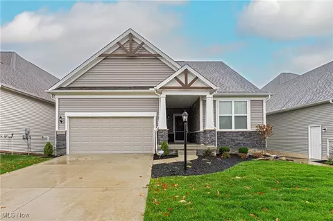 13303 Prescott Ln, Strongsville, OH 44136