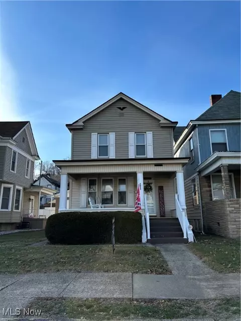 1011 Indiana St, Martins Ferry, OH 43935