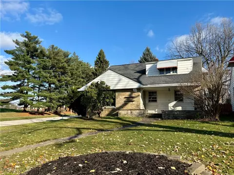 1999 S Green Rd, South Euclid, OH 44121