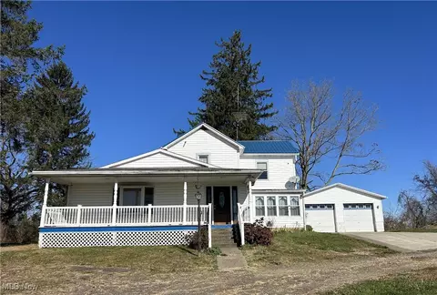 398 E Fred Mummy Rd, Mcconnelsville, OH 43756