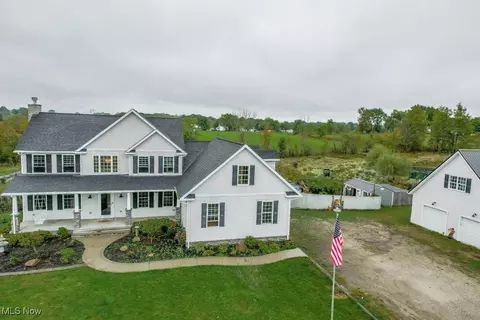 4524 Maplegrove Ave, Louisville, OH 44641
