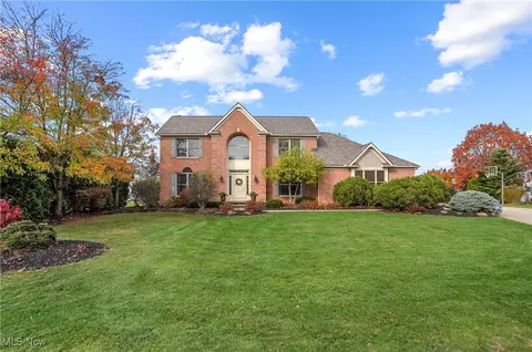 2685 Missenden St NW, North Canton, OH 44720