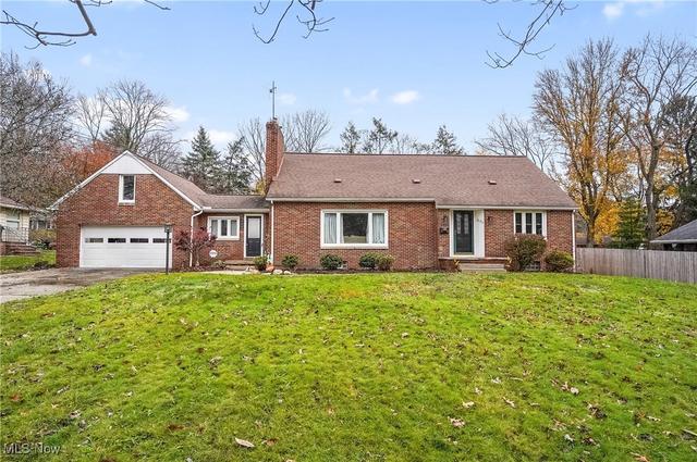 3123 Harriett Rd, Silver Lake, OH 44224