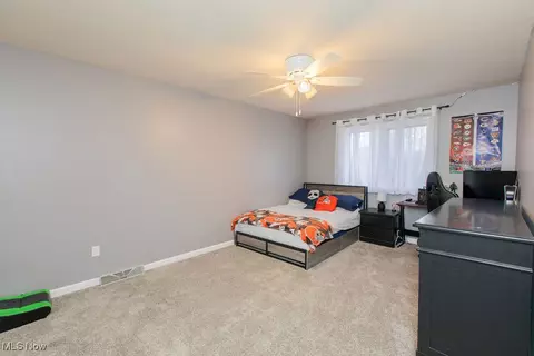 367 Loyola Dr, Elyria, OH 44035 photo 16