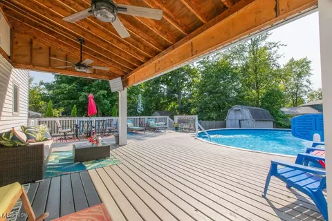 367 Loyola Dr, Elyria, OH 44035 photo 24