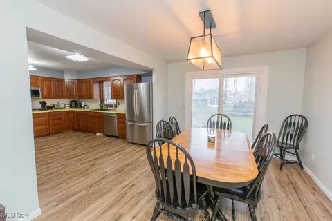 367 Loyola Dr, Elyria, OH 44035 photo 10