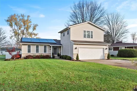 151 Rainbow Dr, Amherst, OH 44001