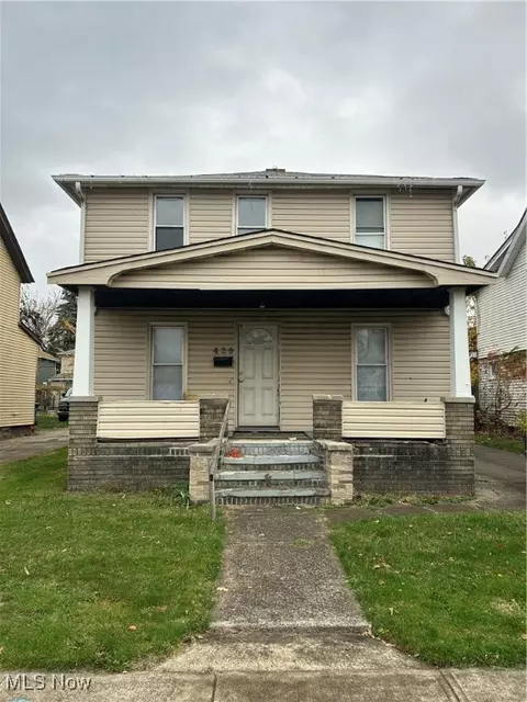 429 E 158th St, Cleveland, OH 44110