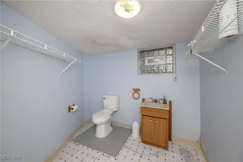 Bath - 76 E Wilbeth, Akron, OH 44301 photo 2 of 2