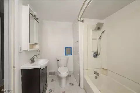 Bath - 76 E Wilbeth, Akron, OH 44301 photo 1 of 2