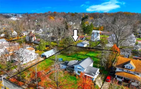 338 N Chestnut St, Ravenna, OH 44266