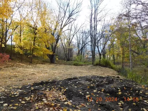 6011 Jefferson Ave, Ashtabula, OH 44004 photo 3