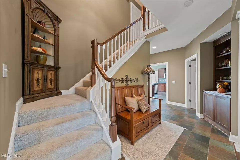 Entry Way - 3342 Ashton Dr, Uniontown, OH 44685 photo 1 of 2