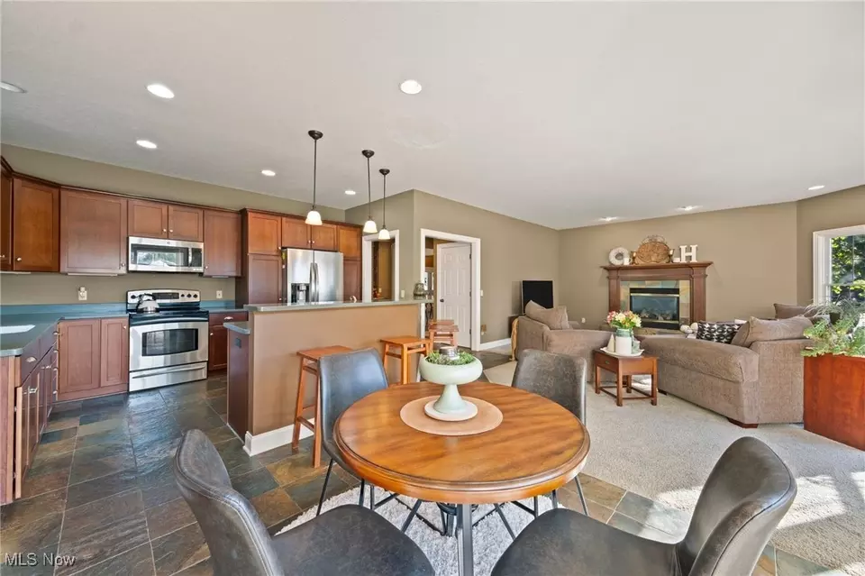 Dining - 3342 Ashton Dr, Uniontown, OH 44685 photo 1 of 2