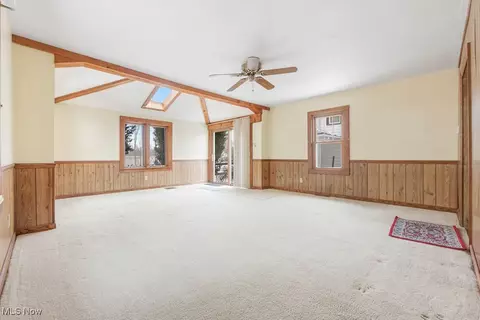 Living - 18061 Derr Ave, Beloit, OH 44609 photo 3 of 5