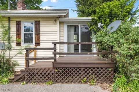 Exterior - 18061 Derr Ave, Beloit, OH 44609 photo 3 of 7