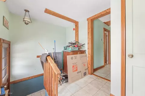 Entry Way - 18061 Derr Ave, Beloit, OH 44609 photo 3 of 3