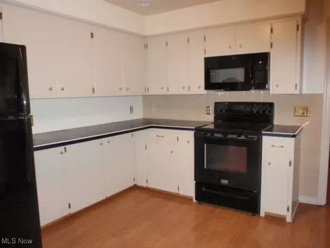 1045 Rosealee Ave, Elyria, OH 44035 photo 11