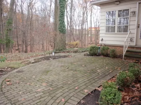 1045 Rosealee Ave, Elyria, OH 44035 photo 35