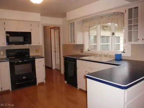 1045 Rosealee Ave, Elyria, OH 44035 photo 8