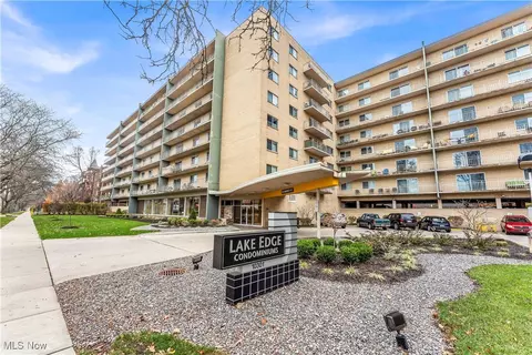 10301 Lake Ave #415, Cleveland, OH 44102