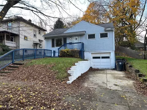 1196 Clifton Ave, Akron, OH 44310